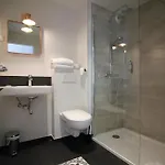 La Fontaine Centre 2*