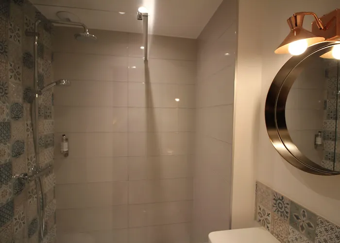 福恩塔尼卡昂中心酒店 酒店 2*