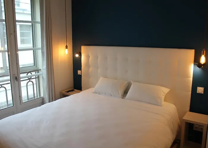 福恩塔尼卡昂中心酒店