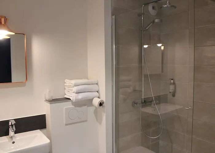 Hotel La Fontaine Centre 2*