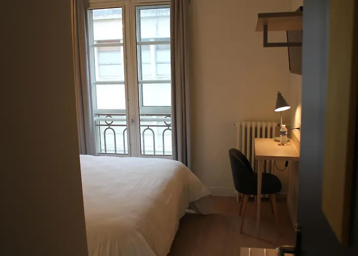 福恩塔尼卡昂中心酒店 凯恩